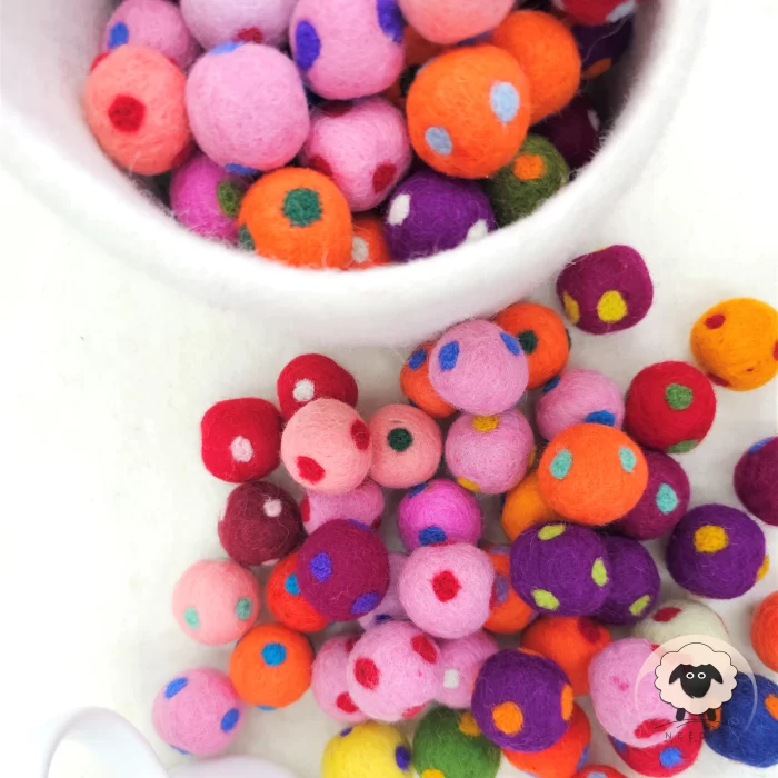 Polka Dot Felt Balls-Needle Felt Creation