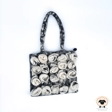 roses felt hand bag